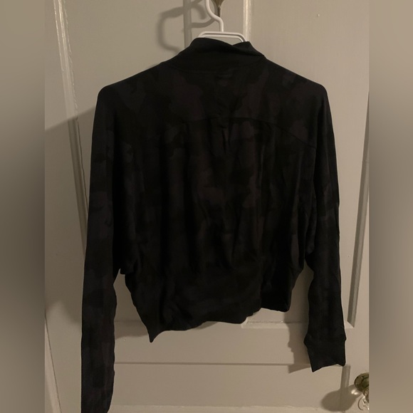 Ready to Rulu half zip pull over cropped camo - Picture 3 of 3